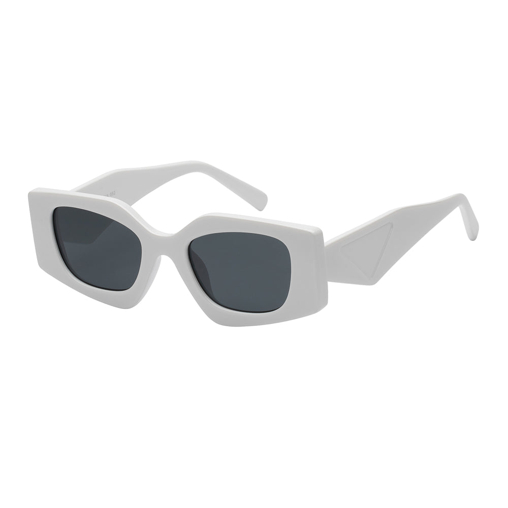 
                  
                    A pair of stylish rectangular sunglasses designed for women, featuring a geometric frame made of plastic. The sunglasses are part of the 2023 collection and showcase a modern fashion aesthetic, suitable for casual and trendy looks.
                  
                