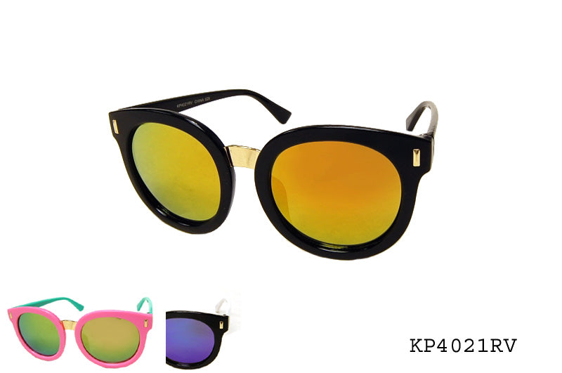 Round, plastic sunglasses designed for kids, featuring a trendy oval shape. The frame is vibrant and colorful, suitable for both boys and girls. The product is part of a promotional collection and is geared towards unisex styles.