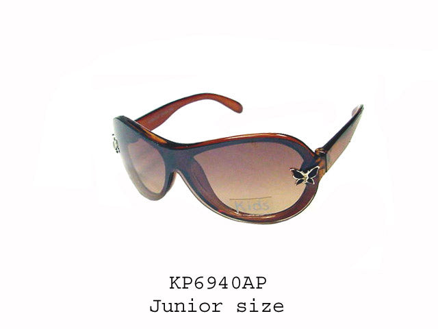 A pair of stylish sunglasses designed for boys, featuring a modern frame and tinted lenses. The sunglasses are part of a collection aimed at kids and are being promoted with a discount tag.